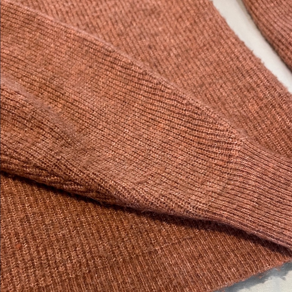 - Rust - Picture 3 of 4